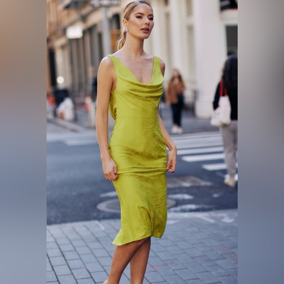 NWT Meshki Fallon Cowl Midi Dress Satin Print | Women’s Size XS - Picture 2 of 8